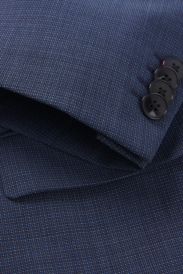 ΚΟΣΤΟΥΜΙ - 479